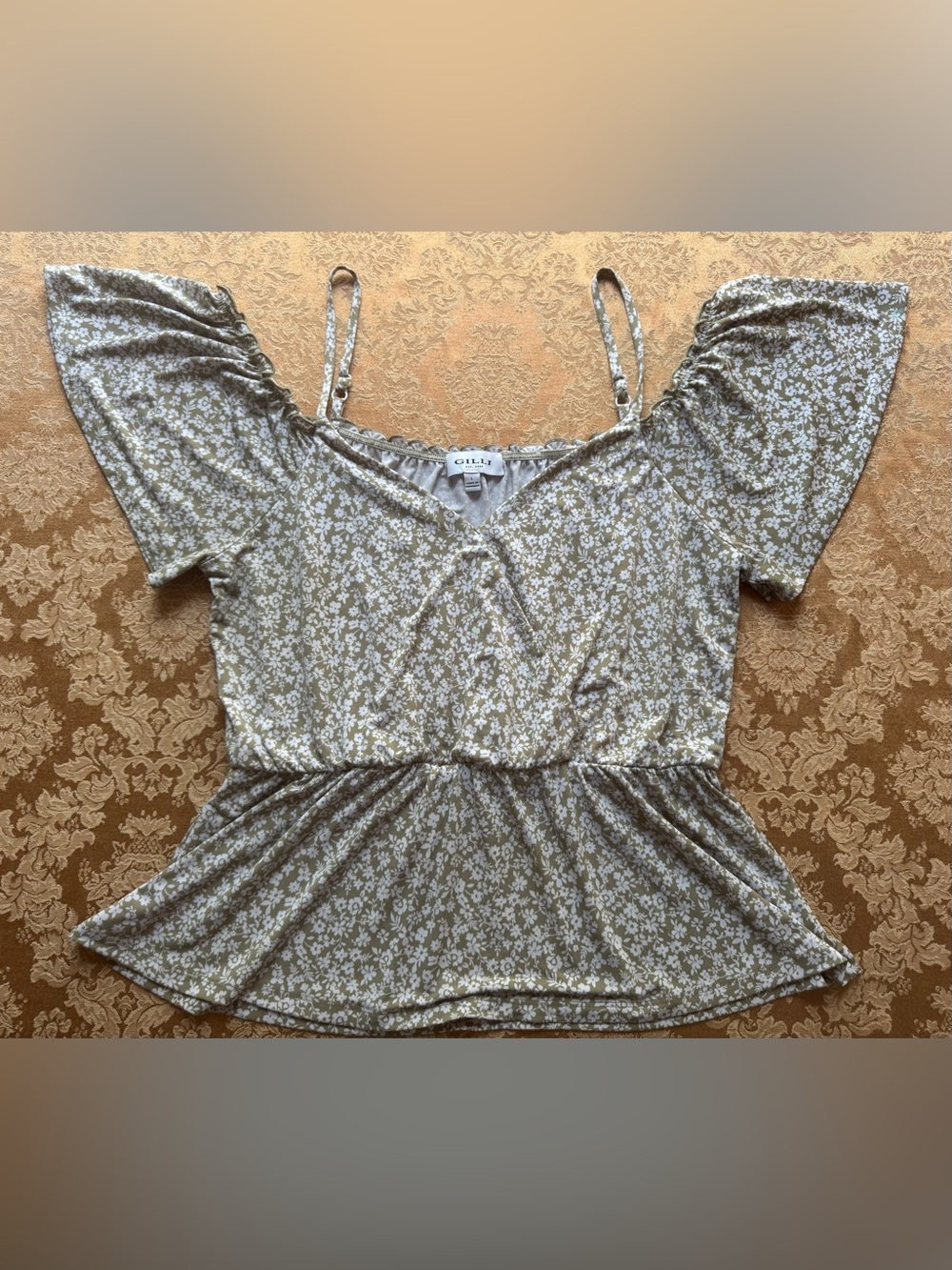 Gilli Olive & White Floral Peplum Cold-Shoulder Camisol